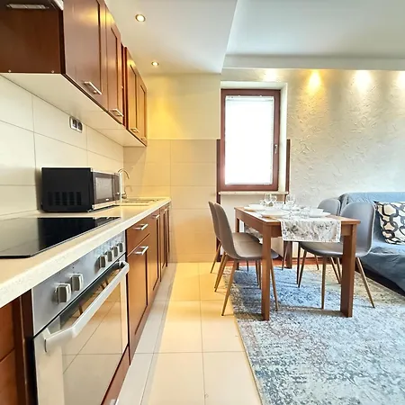 Superior Wlodarzewska, 2 Rooms, 1 Bedroom, Parking! 24h Reception! *
